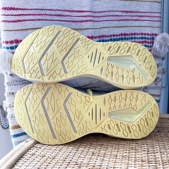 Brooks Women's White and Yellow Running Shoes - Picture 8 of 8